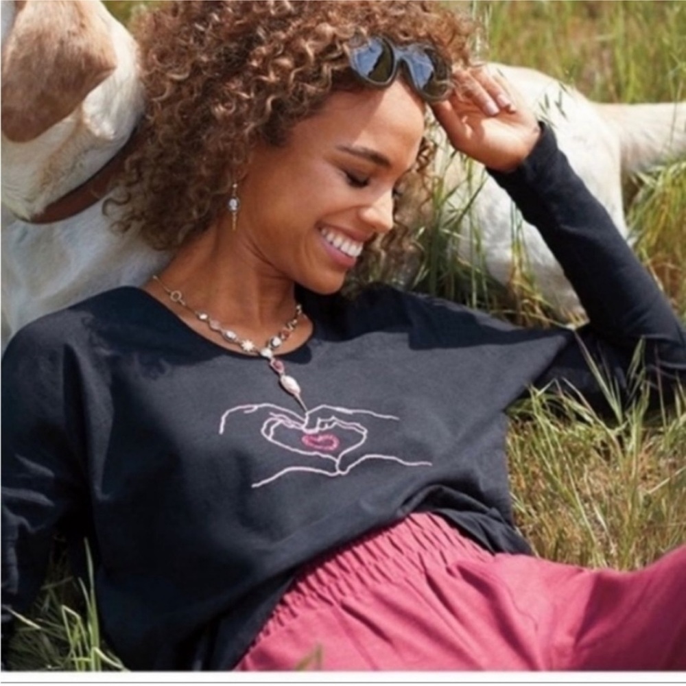 Cabi Women Love You Tee 4197 Oversized Long Sleeve Black Heart Shirt Med…